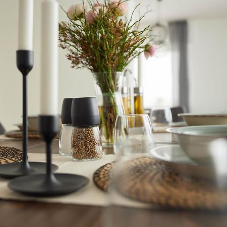 Ajko Homes - Design Apartment - Parkplatz - Balkon - Netflix - 6 Pers Walldorf  Bagian luar foto
