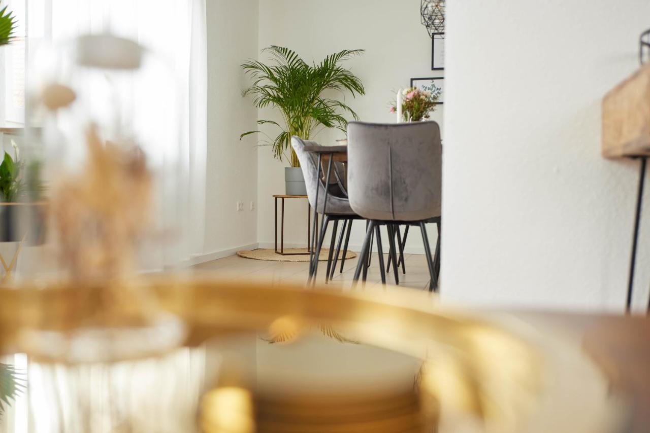 Ajko Homes - Design Apartment - Parkplatz - Balkon - Netflix - 6 Pers Walldorf  Bagian luar foto