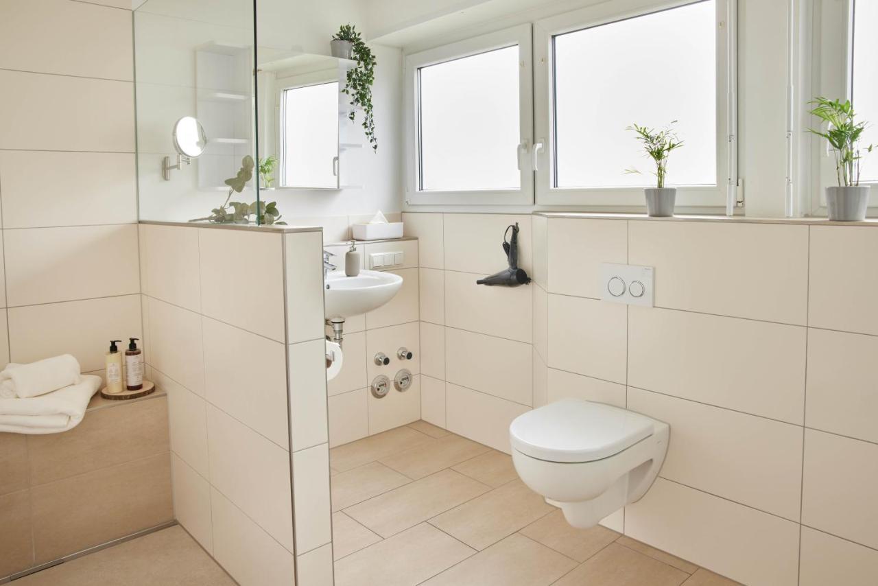 Ajko Homes - Design Apartment - Parkplatz - Balkon - Netflix - 6 Pers Walldorf  Bagian luar foto